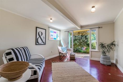 Photo of property in 42 Church Street, Devonport, Auckland, 0624