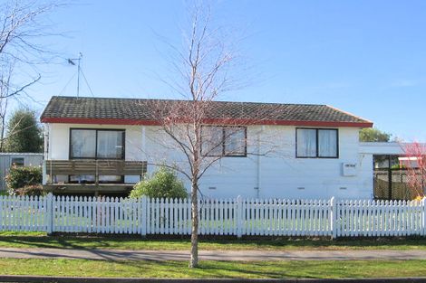 Photo of property in 22 Pringle Place, Nawton, Hamilton, 3200