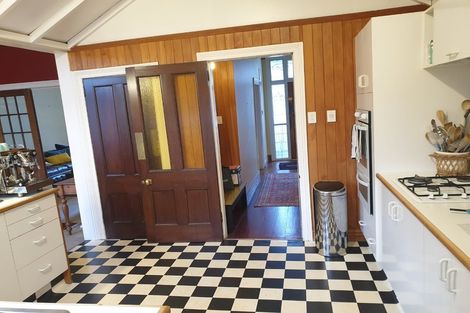 Photo of property in 90 Roxburgh Street, Mount Victoria, Wellington, 6011