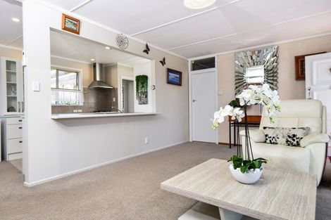 Photo of property in 27 Yvonne Street, Melville, Hamilton, 3206