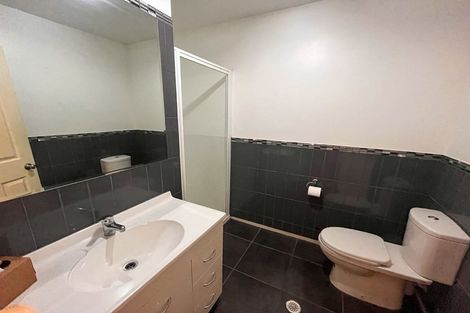 Photo of property in 9g Crohane Place, Addington, Christchurch, 8024