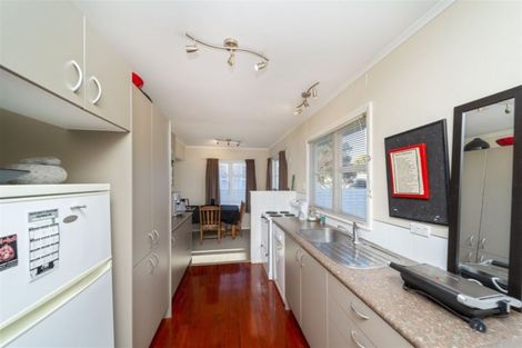 Photo of property in 39 Ramanui Avenue, Hawera, 4610