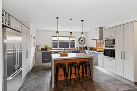 Photo of property in 130 Rothesay Road, Parklands, Christchurch, 8083