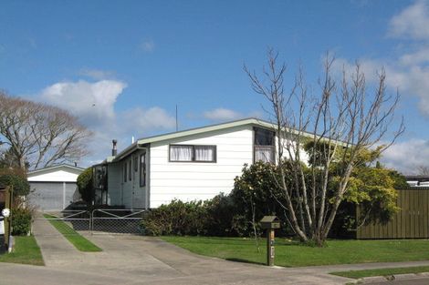 Photo of property in 17 Wikepa Place, Whakatane, 3120