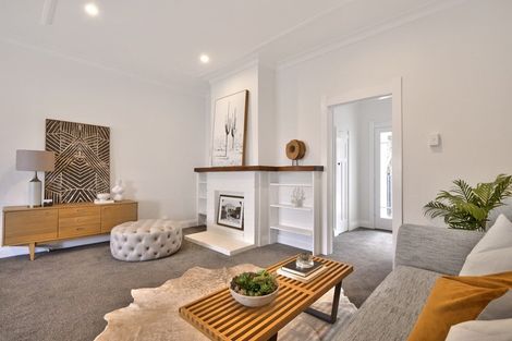 Photo of property in 15 Te Atatu Road, Te Atatu South, Auckland, 0610