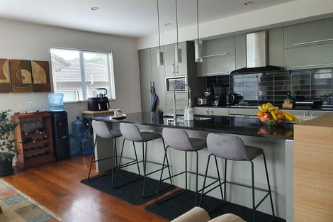 Photo of property in 3 Keating Rise, Northcross, Auckland, 0632