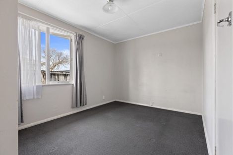 Photo of property in 39 Collins Road, Melville, Hamilton, 3206