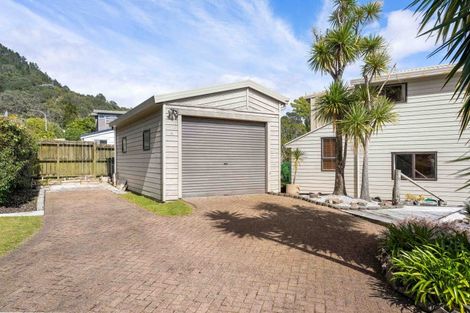 Photo of property in 16 Mount Avenue, Pauanui, Hikuai, 3579