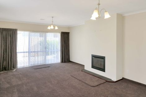 Photo of property in 33 Whitley Avenue, Ebdentown, Upper Hutt, 5018