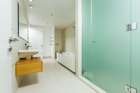 Photo of property in 2a Clifton Road, Hauraki, Auckland, 0622