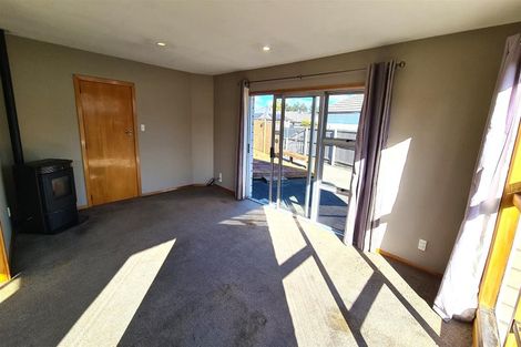 Photo of property in 14 Lomax Place, Islington, Christchurch, 8042