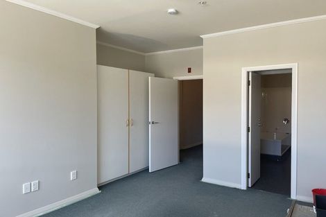 Photo of property in Town End Apartments And Courtena, 2c/30 Allen Street, Te Aro, Wellington, 6011
