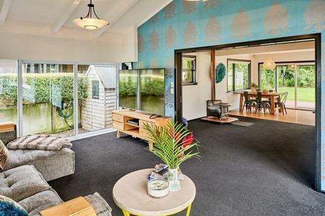 Photo of property in 19 Motukaraka Point, Pauatahanui, Porirua, 5381