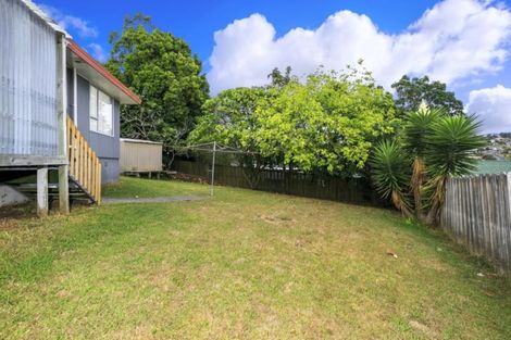 Photo of property in 13 Grenadine Place, Unsworth Heights, Auckland, 0632
