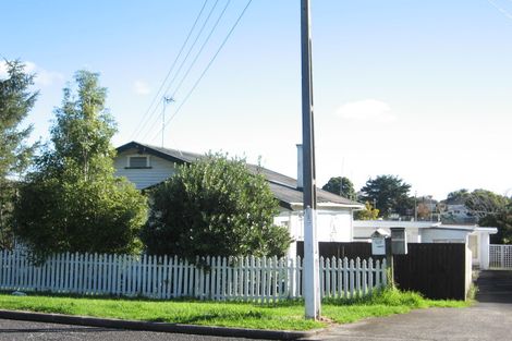Photo of property in 2/8 James Road, Manurewa, Auckland, 2102