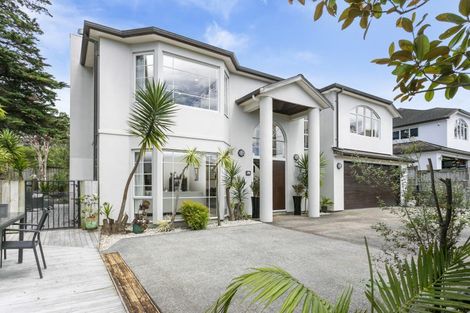 Photo of property in 70 Saddleback Rise, Murrays Bay, Auckland, 0630