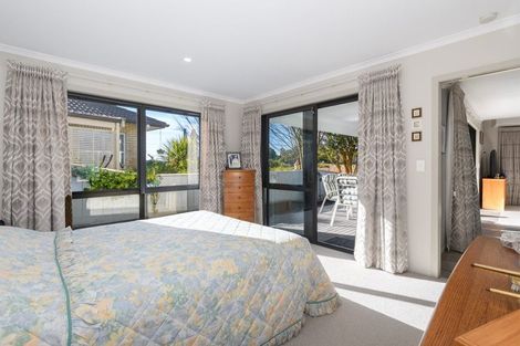 Photo of property in 205 Welcome Bay Road, Welcome Bay, Tauranga, 3112