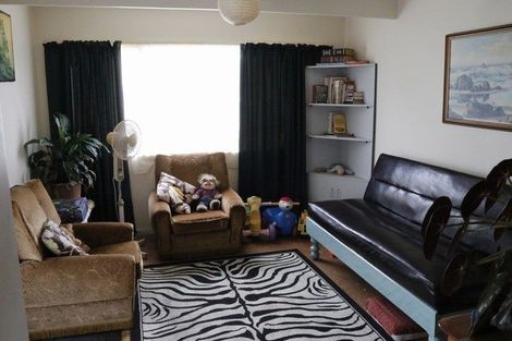 Photo of property in 38 Polson Street, Castlecliff, Whanganui, 4501