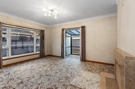 Photo of property in 10 Mappleton Avenue, Burnside, Christchurch, 8053