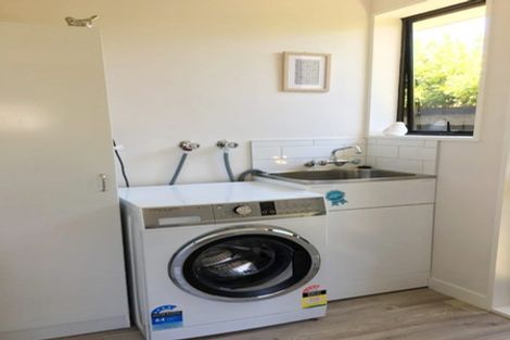 Photo of property in 15a Burrows Street, Tauranga South, Tauranga, 3112