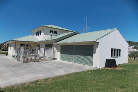 Photo of property in 30 Bowentown Boulevard, Bowentown, Waihi Beach, 3177
