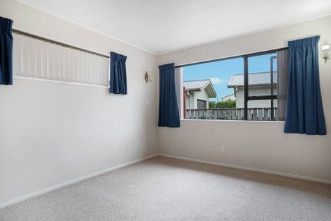 Photo of property in 22 Dublin Street, Martinborough, 5711