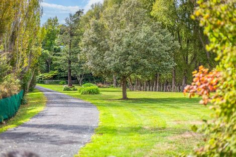 Photo of property in 33 Paremata Haywards Road, Pauatahanui, Porirua, 5381