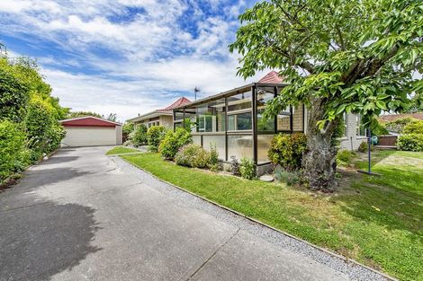 Photo of property in 10 Radbrook Street Avonhead Christchurch City