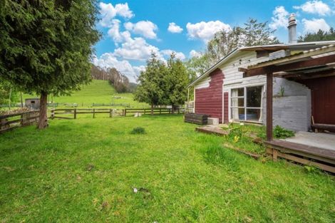 Photo of property in 1153 Tangahoe Valley Road, Ohangai, Hawera, 4674