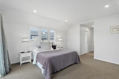 Photo of property in 132 Lake Terrace Road, Burwood, Christchurch, 8061
