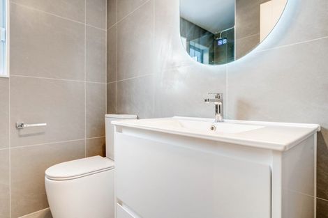 Photo of property in 1/15 Sea Vista Avenue, Beach Haven, Auckland, 0626