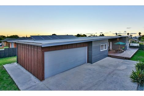 Photo of property in 18 Kaimoana Street, Weymouth, Auckland, 2103