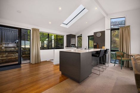 Photo of property in 2 Quartz Rise, Queenstown, 9300