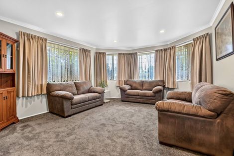 Photo of property in 35 Nottingham Drive, Hamilton East, Hamilton, 3216