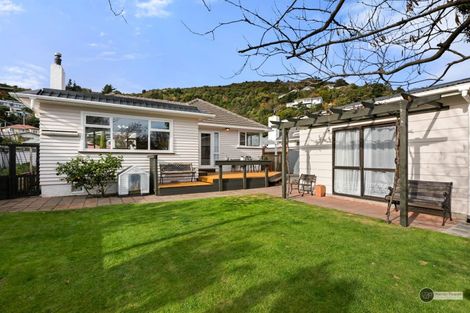 Photo of property in 18 Parnell Street, Fairfield, Lower Hutt, 5011