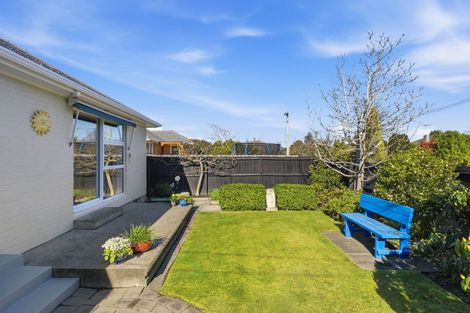 Photo of property in 1/30 Tintern Avenue, Avonhead, Christchurch, 8042