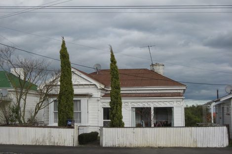 Photo of property in 51 Waverley Street, Waipawa, 4210