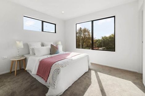 Photo of property in 1/149 Tirimoana Road, Te Atatu South, Auckland, 0602