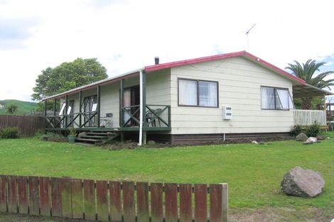 Photo of property in 5 Ngareta Road, Mourea, Rotorua, 3074