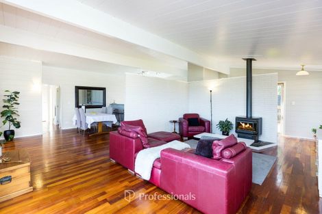Photo of property in 52 Cypress Drive, Maungaraki, Lower Hutt, 5010