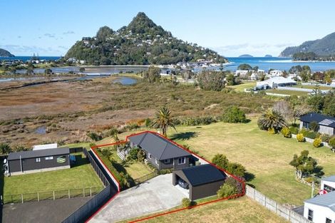 Photo of property in 40 Tairua Palms Place, Tairua, 3508