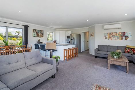 Photo of property in 40 Tairua Palms Place, Tairua, 3508