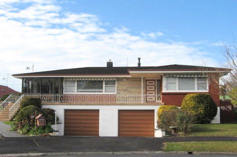 Photo of property in 26 Kensington Place, Fairfield, Hamilton, 3214