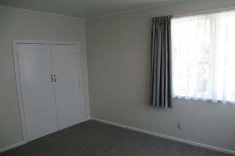 Photo of property in 36 Maui Pomare Street, Blockhouse Bay, Auckland, 0600