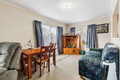 Photo of property in 2/420 Great South Road, Opaheke, Papakura, 2113
