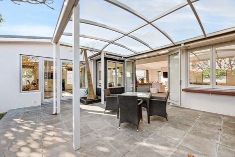 Photo of property in 361 Te Moana Road, Waikanae, 5036