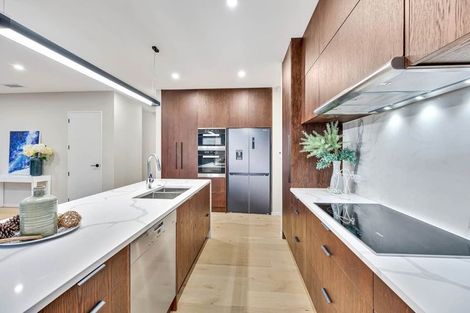 Photo of property in 47a Takutai Avenue, Half Moon Bay, Auckland, 2012