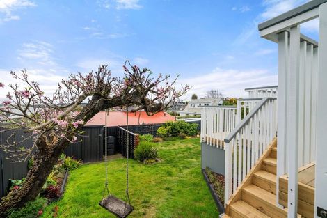 Photo of property in 16 Mcdonnell Street, Omokoroa, 3114