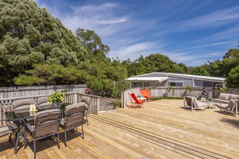 Photo of property in 222 Main Road South, Raumati South, Paraparaumu, 5032