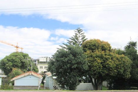 Photo of property in 44 Pitau Road, Mount Maunganui, 3116